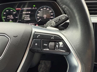 Audi e-tron Audi e-tron e-tron 50 quattro Launch edition plus 71 kWh | Panoramadak | Apple Carplay - afbeelding nr 21