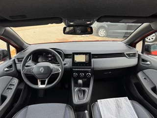 Renault Clio Renault Clio 1.0 TCe ECO-G 100 techno AUTOMAAT / CAMERA / NAVI / CARPLAY / ECC / ZGAN - afbeelding nr 2