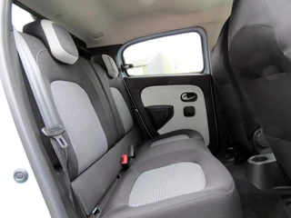 Renault Twingo Renault Twingo 1.0 SCe Limited | AIRCO | CRUISE CONTROL | MICHELIN BANDEN | DAB | PARKEERSENSORS | - afbeelding nr 16