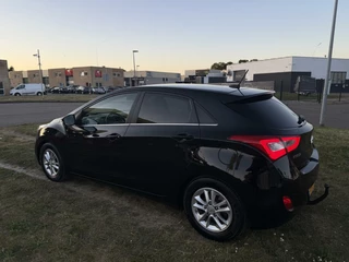 Hyundai i30 Hyundai i30 1.6 GDi GO! - NAVI/CLIMA/CAMERA/CRUISE/NAP - afbeelding nr 5