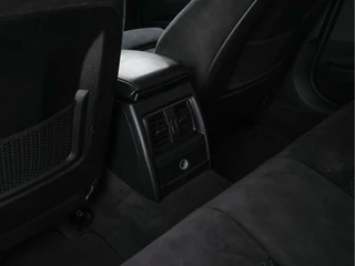 BMW 3 Serie (INCL-BTW) *FULL-LED | NAVI-FULLMAP | ALCANTARA | ECC | PDC | CRUISE | SPORT-SEATS | 18