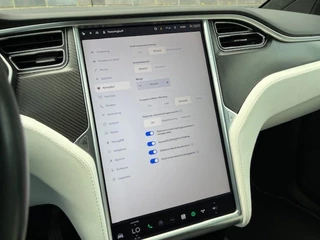 Tesla Model X - afbeelding nr 20