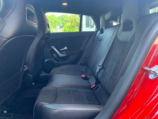 Mercedes-Benz CLA Mercedes-Benz CLA Shooting Brake 180 Premium cruise/airco/lane assist - afbeelding nr 15