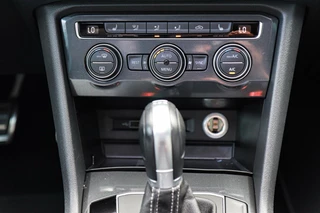 Volkswagen Tiguan Volkswagen Tiguan 2.0 TSI 4Motion 2x R-Line /LED/PANODAK/CAMERA/VIRTUAL/TREKHAAK/STOELVERW./HUD! - afbeelding nr 15