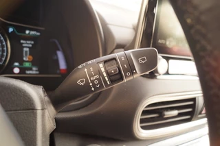 Hyundai Kona Hyundai Kona EV Premium 64kWh -LEER-ECC-NAVI-CAM-PDC- - afbeelding nr 25