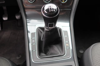 Volkswagen Golf Volkswagen Golf 1.5 TSI Comfortline 5drs. 131pk Clima, Cruise, PDC, Trekhaak afnb. - afbeelding nr 11