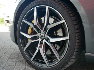 Volvo V60 Volvo V60 2.0 T8 Twin Engine AWD Polestar Engineered bowers & wilkins FULL OPTION - afbeelding nr 15