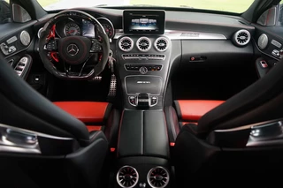 Mercedes-Benz C-Klasse Mercedes-Benz C-Klasse C63 AMG Edition1 One-of-500 - afbeelding nr 9