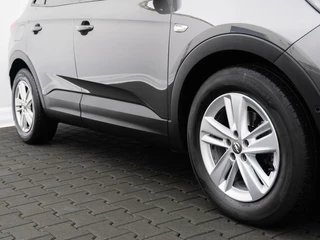 Opel Grandland X Opel Grandland X 1.2 Turbo 131pk Business Executive | Navigatie | Assist pakket | Sportstoelen - afbeelding nr 39