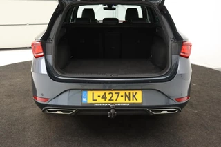 SEAT Leon SEAT Leon 1.5 eTSI FR Intens | Stoel & stuurverwarming |  Adaptive cruise | Trekhaak | Carplay | Sfeerverlichting | Camera | Navigatie - afbeelding nr 18