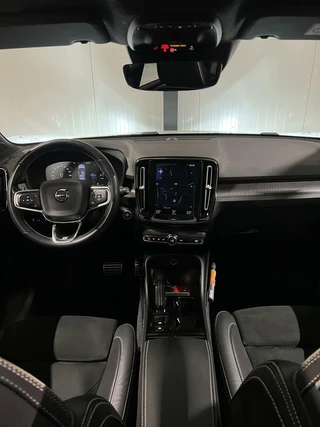 Volvo XC40 Volvo XC40 1.5 T5 Twin Engine R-Design Pano Carplay ACC NAP - afbeelding nr 15