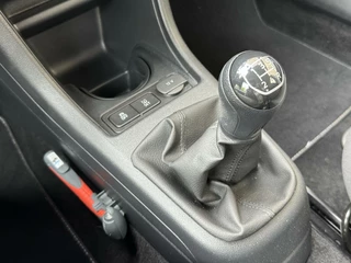 Volkswagen up! Volkswagen Up! 1.0 BMT move up! Airco | Elektrische ramen | DAB radio | LED dagrijverlichting | 15 inch lichtmetalen velgen | NAP - afbeelding nr 17