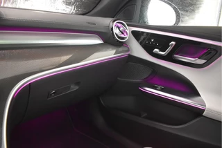 Mercedes-Benz C-Klasse Mercedes-Benz C-Klasse 200 AMG Line | NL-Auto | Open dak | HUD | 360 gr.camera | Trekhaak | Keyless | Mem.stoelen | Full LED | Vol - afbeelding nr 75