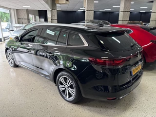Renault Megane E-Tech Renault Megane E-Tech Estate 1.6 Plug-in 160 Intens Headup Navigatie LED CRUISE LEDER/STOF - afbeelding nr 23