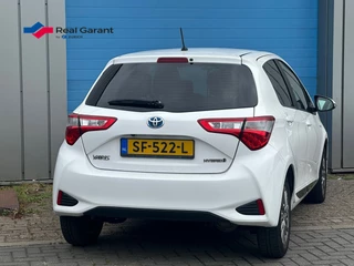 Toyota Yaris Toyota Yaris 1.5 Hybrid Design Red AUT CAMERA PDC EERSTE EIG - afbeelding nr 16