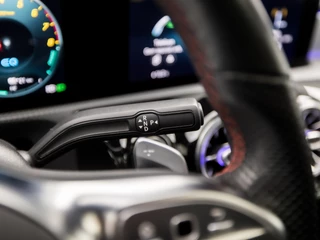 Mercedes-Benz A-Klasse 218Pk Automaat (SCHUIFDAK, APPLE CARPLAY, SFEERVERLICHTING, MEMORY SEATS, CAMERA, BURMESTER, LEDER/ALCANTARA, ADAPTIVE CRUISE, GETINT GLAS, NIEUWSTAT) - afbeelding nr 24