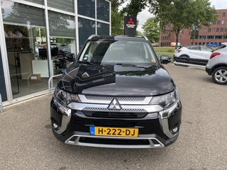 Mitsubishi Outlander Mitsubishi Outlander 2.0 2WD Limited | 7 ZITS | Trekhaak - afbeelding nr 3