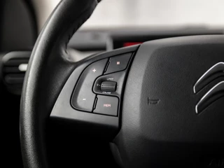 Citroën C4 Cactus (GROOT NAVI, APPLE CARPLAY, CAMERA, KEYLESS START, VIRTUAL COCKPIT, CRUISE, CLIMATE, GETINT GLAS, ARMSTEUN, SPORTSTOELEN, LM VELGEN, PARKEERSENSOREN, NIEUWE APK, NIEUWSTAAT) - afbeelding nr 18