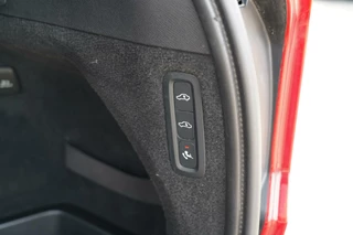 Volvo XC90 Volvo XC90 2.0 T8 Twin Engine AWD Inscription - Dealer onderhouden- Bowers & Wilkins - Panoramisch schuif/kanteldak - Luchtvering - Trekhaak - Adaptieve cruise control - Stoelverwarming en ventilatie - Elektrisch verstelbare stoelen - Standkachel - afbeelding nr 45