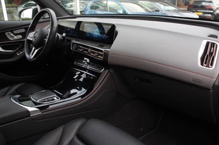 Mercedes-Benz EQC Mercedes-Benz EQC 400 4MATIC Business Solution Luxury 80 kWh / SoH 95% / Schuifdak / 360Camera / Leder / 20'' / Burmester / Keyless / Matrix LED / Memory seats / DAB / Cruise control - afbeelding nr 14