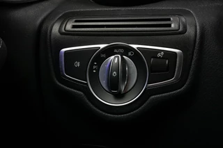 Mercedes-Benz GLC Mercedes-Benz GLC-klasse 300e 4MATIC AMG - CAMERA - SFEERVERLICHTING - afbeelding nr 25