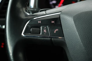 SEAT Ateca SEAT Ateca 1.4 TSI Xcellence | Panoramadak | Camera | Carplay | Trekhaak | Alcantara | Navigatie | Full LED | Sportstoelen | Verwarmde voorruit | PDC | Cruise control - afbeelding nr 12