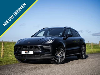 Porsche Macan - 140784436-0