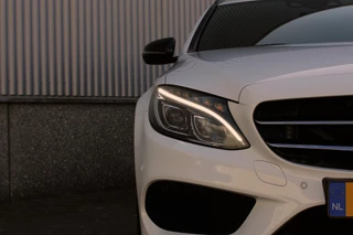 Mercedes-Benz C-Klasse Mercedes-Benz C-klasse Estate C 300 Aut. AMG Line Night, Burmester, Head-up - afbeelding nr 3