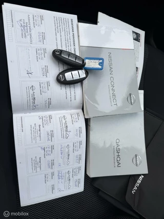 Nissan QASHQAI Nissan Qashqai 1.2 Premier Edition 2014 / Camera / Keyless / Panoramadak / Trekhaak / Dealeronderhouden / 1e eigenaar NAP - afbeelding nr 24