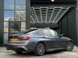 BMW 3 Serie BMW 3-serie 330i M Executive Edition|LEDER|PANO|HUP - afbeelding nr 17