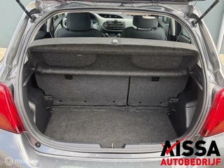 Toyota Yaris Toyota Yaris 1.5 Hybrid Aspiration Bi-Tone jaar APK - afbeelding nr 12