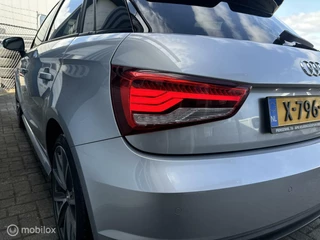 Audi A1 Sportback Audi A1 Sportback 1.4 TFSI CoD Sport S line Edition - afbeelding nr 10