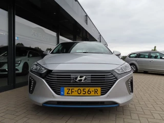Hyundai IONIQ Hyundai IONIQ 1.6 GDI PHEV Premium Leder Open Dak Trekhaak 2019 - afbeelding nr 2