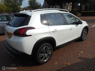 Peugeot 2008 Peugeot 2008 1.2 PureTech 110 Allure EAT8 AUTOMAAT+PARELMOER LAK+ECC+NAVI - afbeelding nr 3