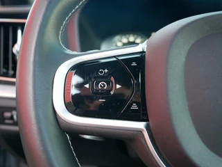 Volvo V60 Volvo V60 2.0 T8 Twin Engine AWD Polestar Engineered bowers & wilkins FULL OPTION - afbeelding nr 21