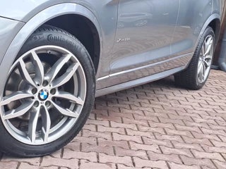 BMW X3 | Automaat | Trekhaak | Pano | Stoelverwarming | Leder | - afbeelding nr 61
