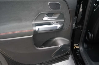 Mercedes-Benz GLB Mercedes-Benz GLB 250 AMG 225PK DCT-8 Pano/Sfeer/Night/Burmester - afbeelding nr 46
