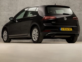 Volkswagen Golf (APPLE CARPLAY, GROOT NAVI, CLIMATE, STOELVERWARMING, DYNAMISCHE KNIPPERLICHTEN, ALCANTARA SPORTSTOELEN, ADAPTIVE CRUISE, PARKEERSENSOREN, LM VELGEN, NIEUWSTAAT) - afbeelding nr 3