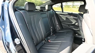 BMW 5 Serie BMW 5-serie 530e LCI | Softclose  | Stuurverwaming  | H&K  | - afbeelding nr 38