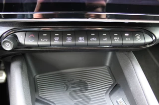 Alfa Romeo Junior Direct beschikbaar | Navigatie | Adaptieve Cruise | Led | Camera | Stoelverwarming - afbeelding nr 19