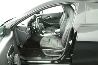 Mercedes-Benz CLA Mercedes CLA-klasse 180 Sport Automaat Airco Cruise Panodak - afbeelding nr 40