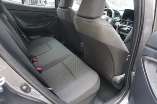 Toyota Yaris Cross Toyota Yaris Cross 1.5 Hybrid 115 Business Plus |Navi|Carplay|PDC V+A|Dodehoek|Camera|Stoel en stuurverwarming| - afbeelding nr 14