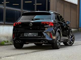 Volkswagen T-Roc Volkswagen T-Roc 2.0 TSI R 4Motion | Pano | Camera| CarPlay - afbeelding nr 2