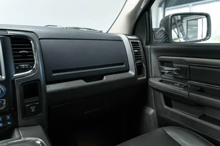 Dodge Ram 1500 Dodge Ram 1500 4X4 5.7 V8 4x4 Quad Cab 6'4 Pano Stoelverk. - afbeelding nr 30