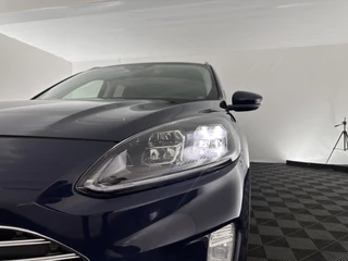 Ford Kuga (INCL-BTW) *1/2LEATHER | FULL-LED | DIGI-COCKPIT | ADAPTIVE-CRUISE | BLINDSPOT | PARK-PILOT | CAMERA | NAVI-FULLMAP | HEATED-SEATS | COMFORT-SEATS | ECC | CARPLAY | PDC | DAB | LANE-ASSIST | - afbeelding nr 27