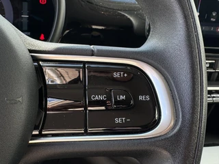Fiat 500 Fiat 500 Action 24 kWh PARKEERSENSOREN / CARPLAY / CRUISE CONTROL / ECC / STOELVERWARMING / WEING KM'S - afbeelding nr 17
