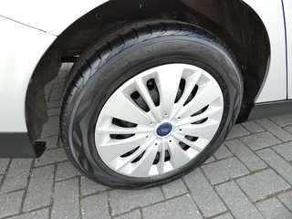 Ford Focus Ford Focus Wagon 1.0 100 PK Trend | AIRCO | 124000 KM!!! - afbeelding nr 22