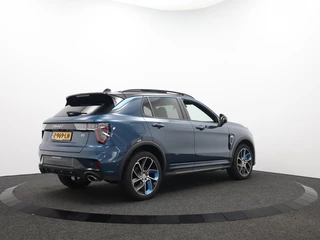 Lynk & Co 01 Lynk & Co 01 1.5 PHEV 262 PK | 360 graden camera | Panoramadak | Navigatie - afbeelding nr 2