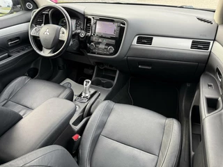 Mitsubishi Outlander Mitsubishi Outlander 2.0 PHEV Instyle - NAVI/LEER/DAKJE/NAP - afbeelding nr 13