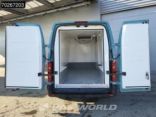 Renault Master Renault Master 170PK Koelwagen Vriezer -18 Carrier Xarios 200 230V stekker LED Camera Parkeersensoren Airco Cruise Vries Koeler Kühlwagen Kühler Frigo 12m3 Airco Cruise control - afbeelding nr 3